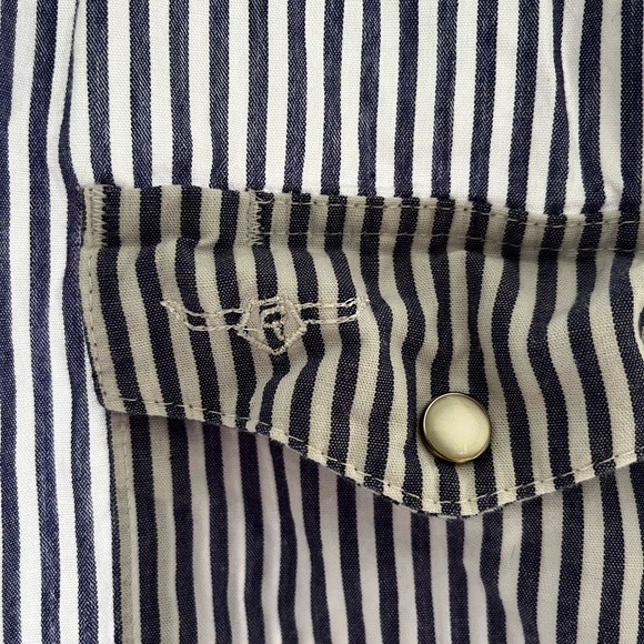 Flying Ranchwear buttonup - Picture 3 of 3